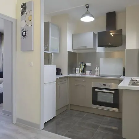 Le Grey-jardin Des Plantes-centre Des Congres Апартаменты *